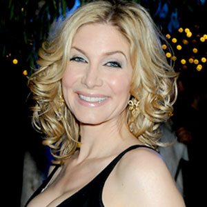Elizabeth Mitchell Elizabeth Mitchell
